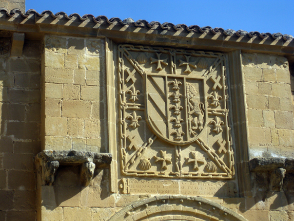 Escudo de la Divisa en la Basílica de Santa María de la Piscina