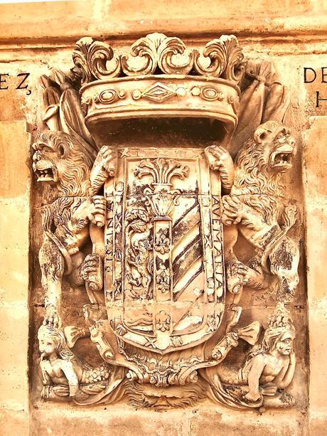 Escudo de la familia Ramírez de la Piscina