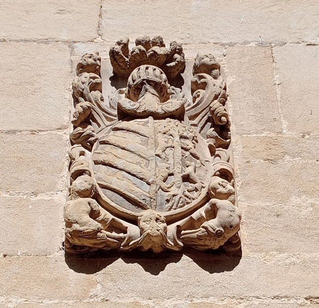 Escudo de Armas del apellido divisero Hornillos