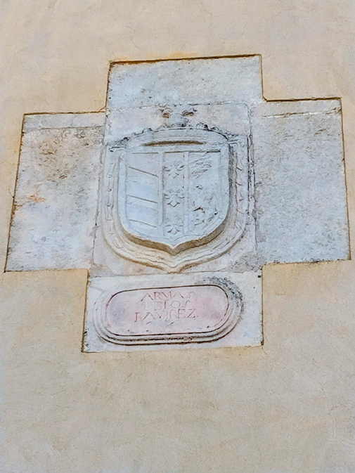 Escudo de Armas del apellido Ramírez de la Piscina