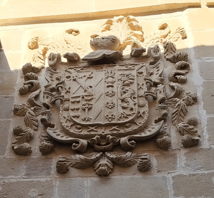 Escudo de Armas del apellido Ramírez de la Piscina