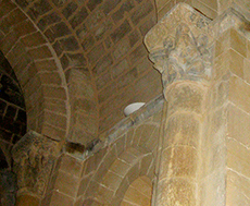 Capiteles en la Real Bas�lica de Santa Mar�a de la Piscina